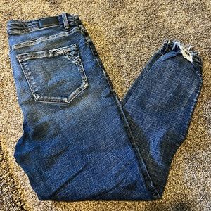 Women’s buckle black jeans